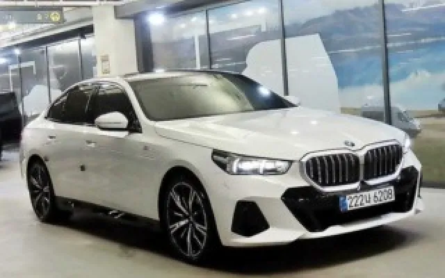 bmw중고차 5시리즈 (G60) 530i xDrive 매물 사진 11 - 2025/05 6,228km